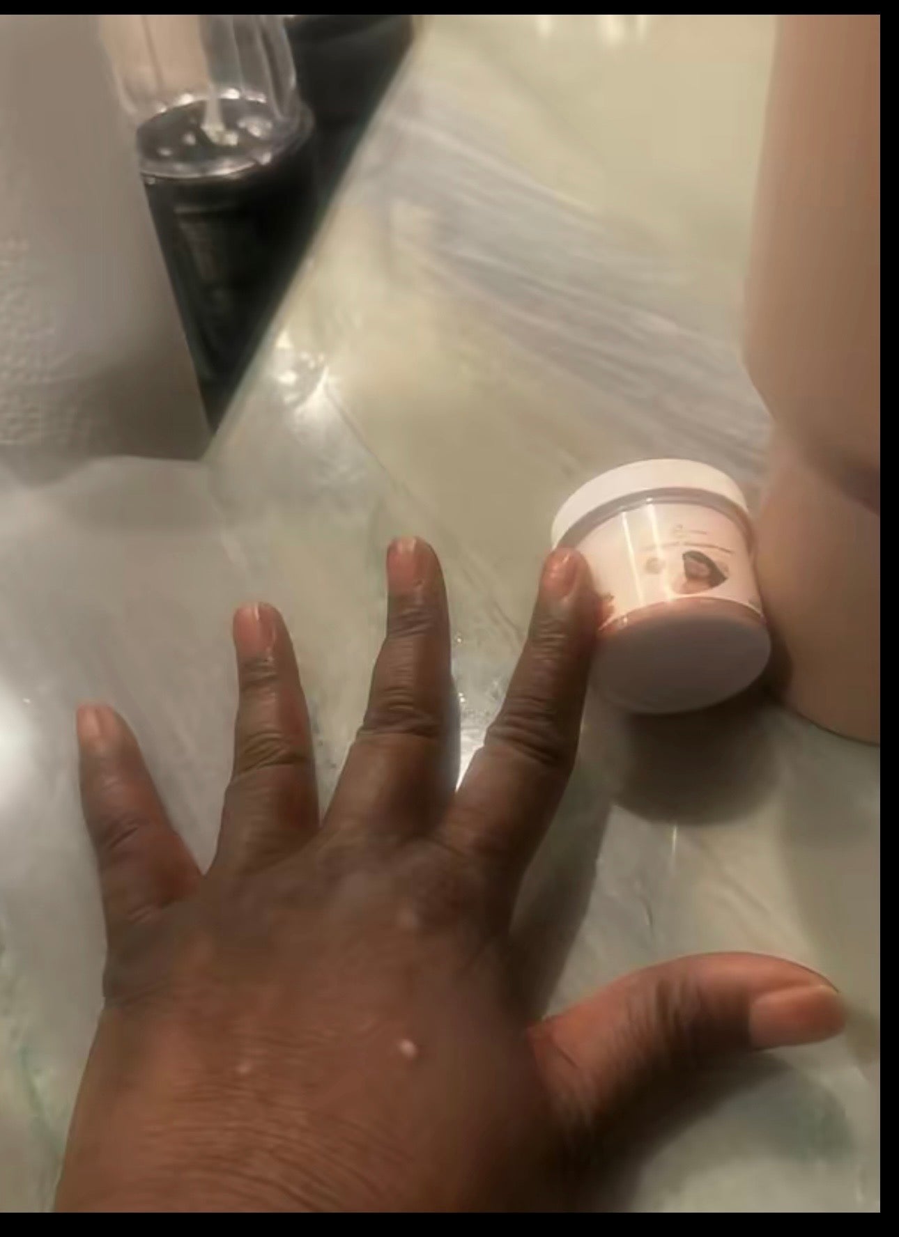 Byenblan Turmeric
Knuckles Cream